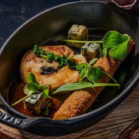ホテル Demeures & Chateaux De La Tour - & Restaurants - Auvergne Marcolès